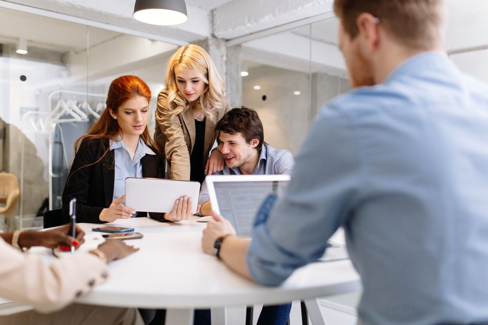 consultants working together